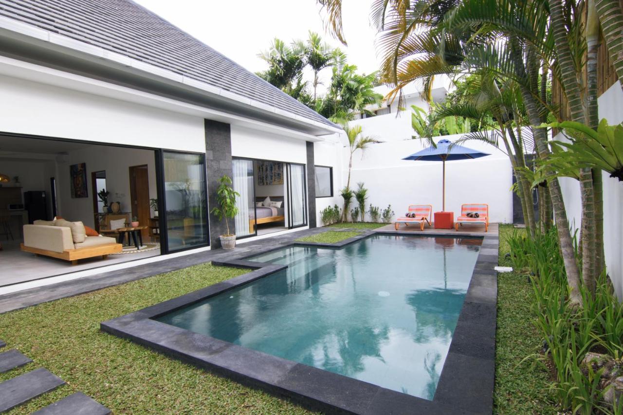 Villa Nikole Seminyak Esterno foto