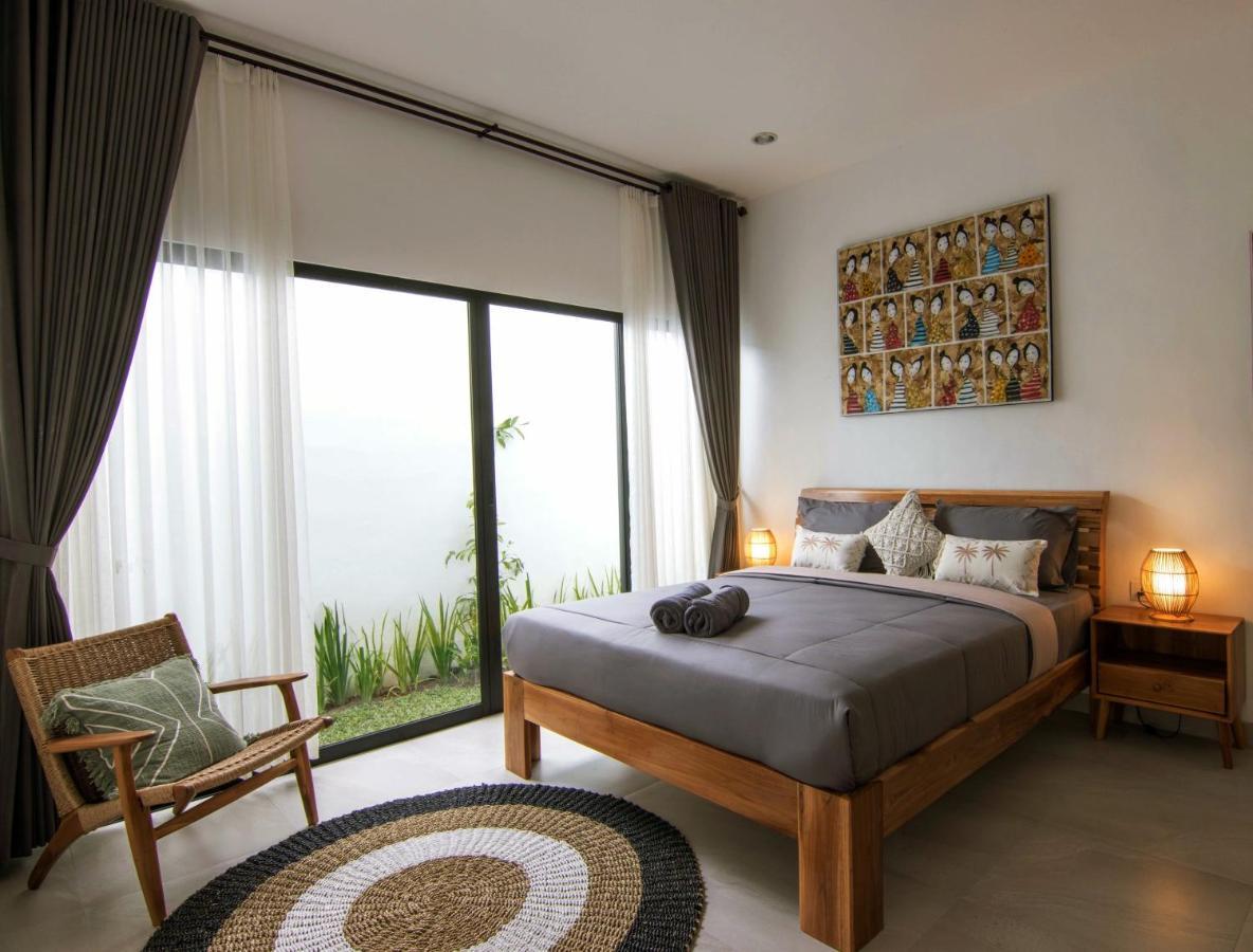 Villa Nikole Seminyak Esterno foto