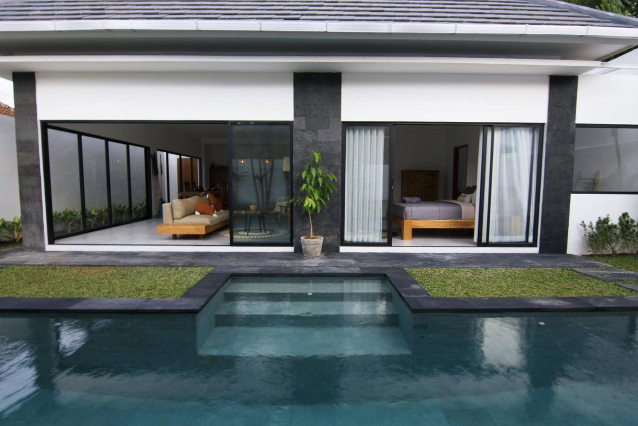 Villa Nikole Seminyak Esterno foto