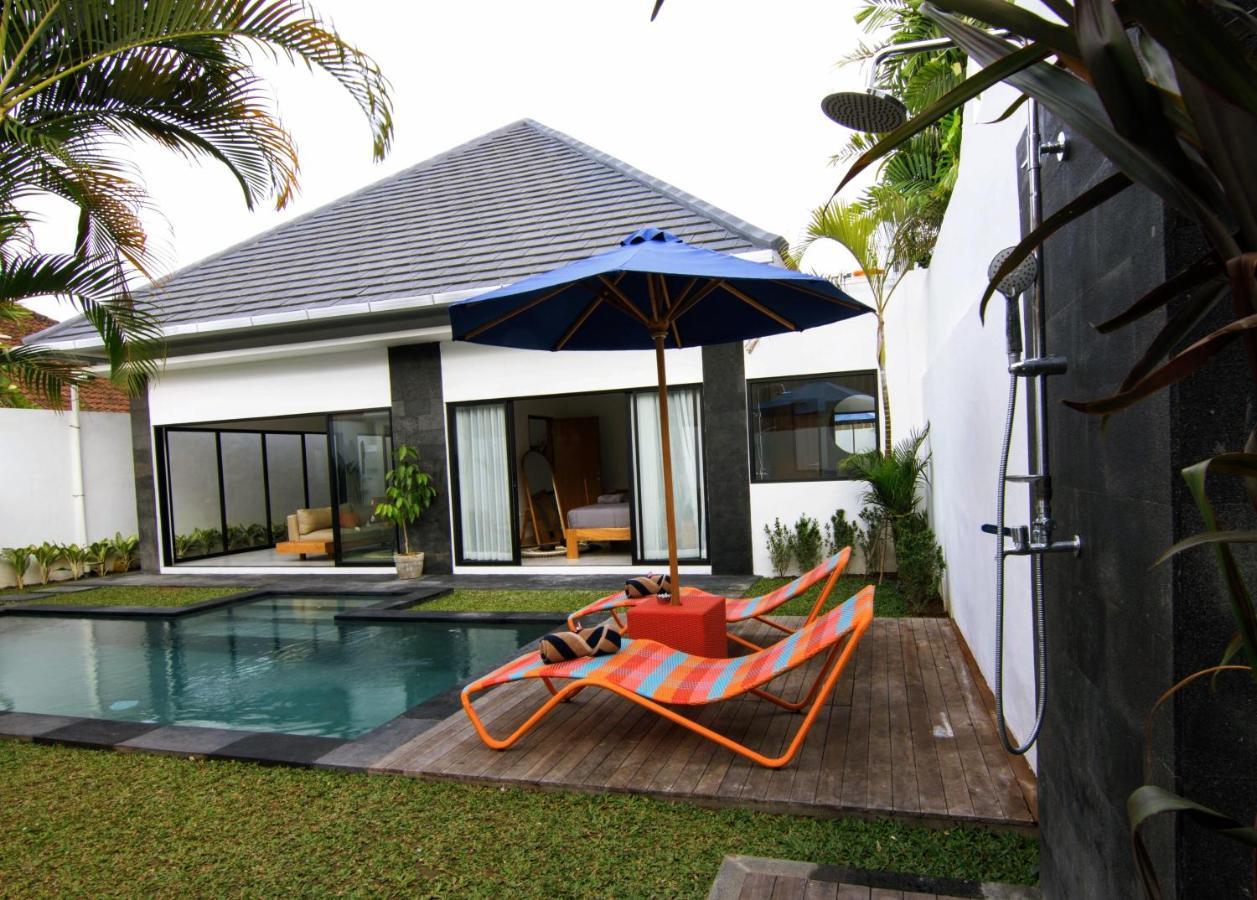 Villa Nikole Seminyak Esterno foto