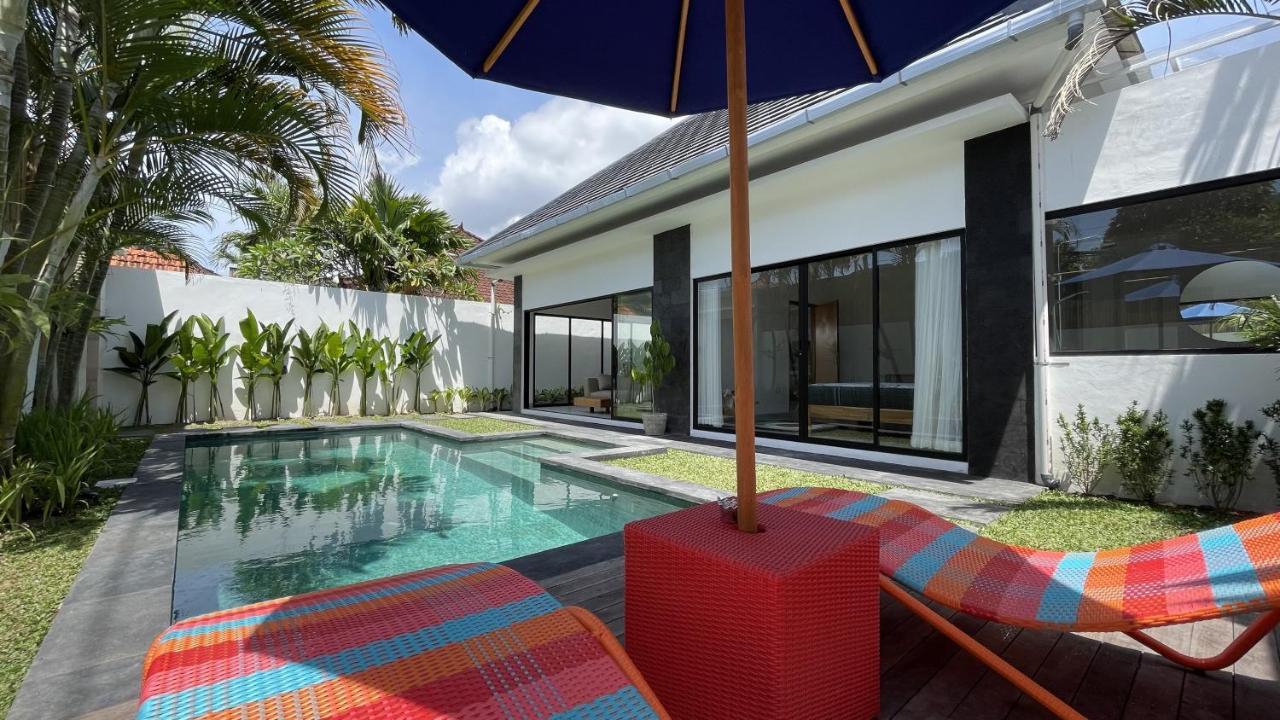 Villa Nikole Seminyak Esterno foto