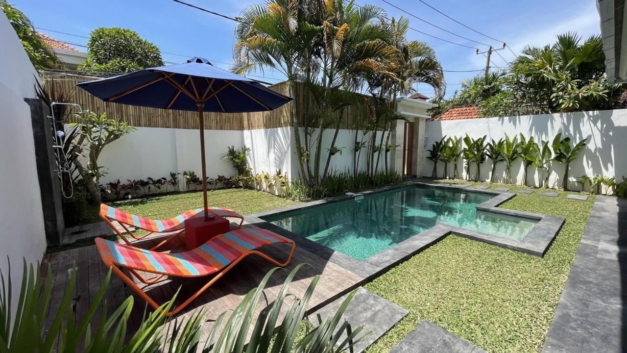 Villa Nikole Seminyak Esterno foto
